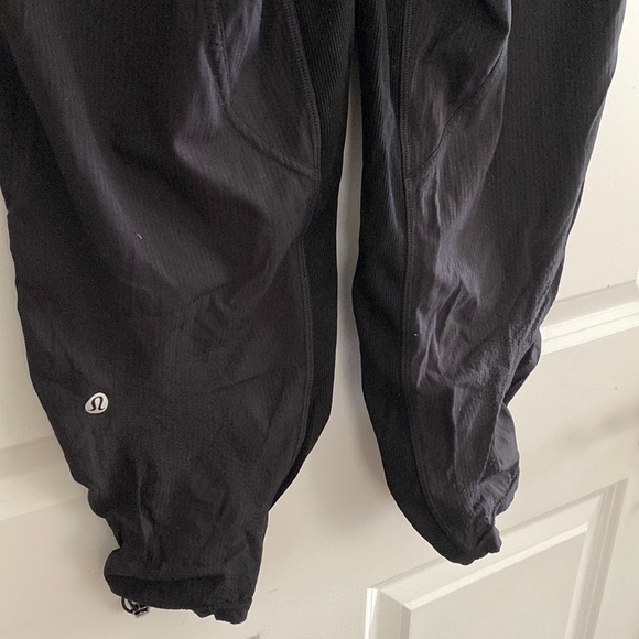 Lululemon Dance Studio Mid-Rise Jogger Pants Black Size 6 - Picture 4 of 12